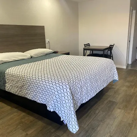 Town House Motel